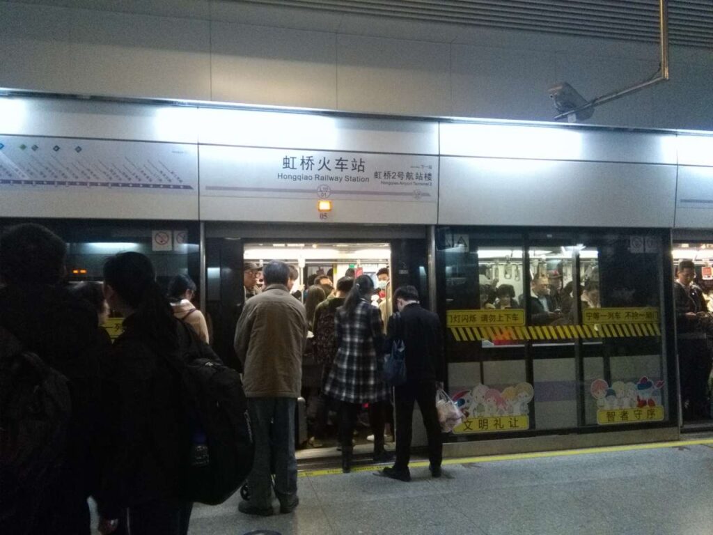 夕方に市内へ向かう10号線