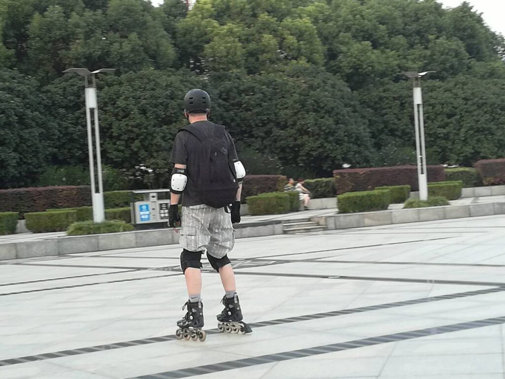 欧米系のローラースケーター