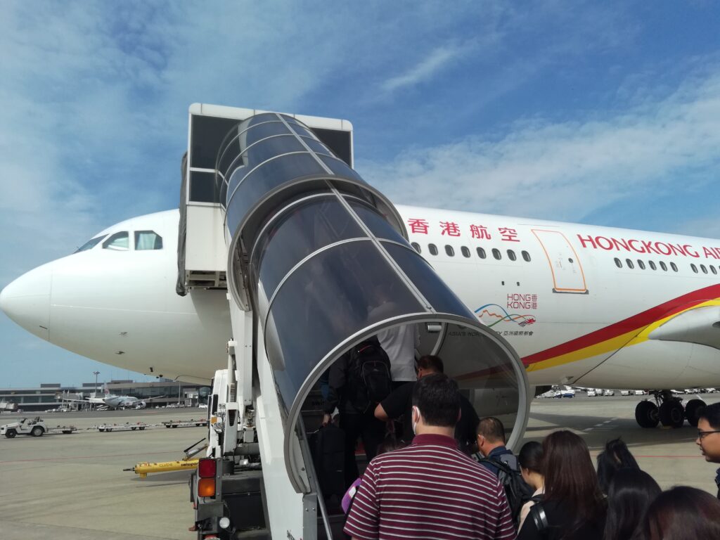 成田空港の香港航空機