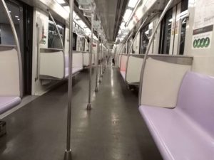 上海地下鉄2号線車内
