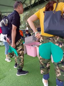 梁皇山滑り台の補強ズボン