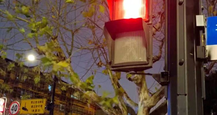 上海の歩行者用信号